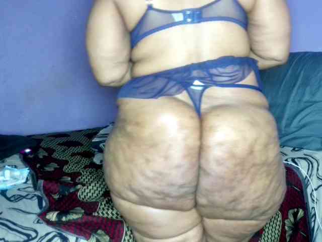 Big-Ass-Wilma webcam