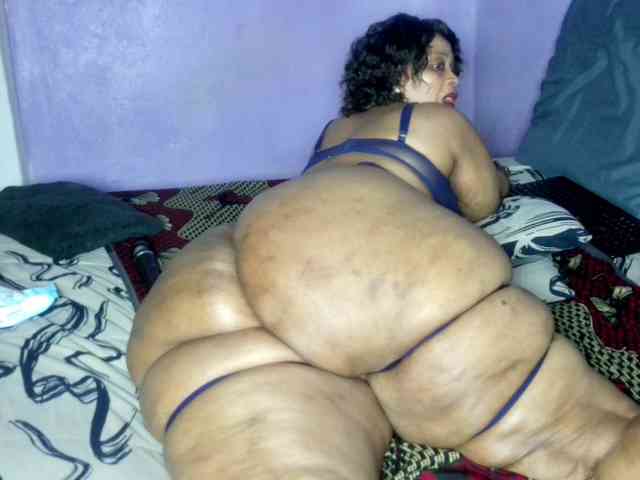 Big-Ass-Wilma webcam