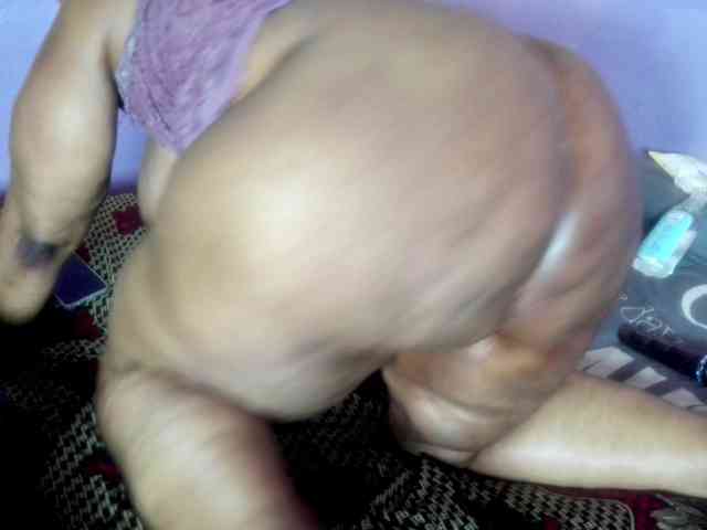 Big-Ass-Wilma webcam