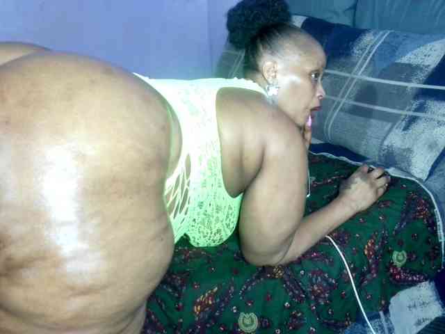 Big-Ass-Wilma webcam