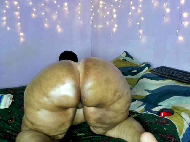 Big-Ass-Wilma webcam