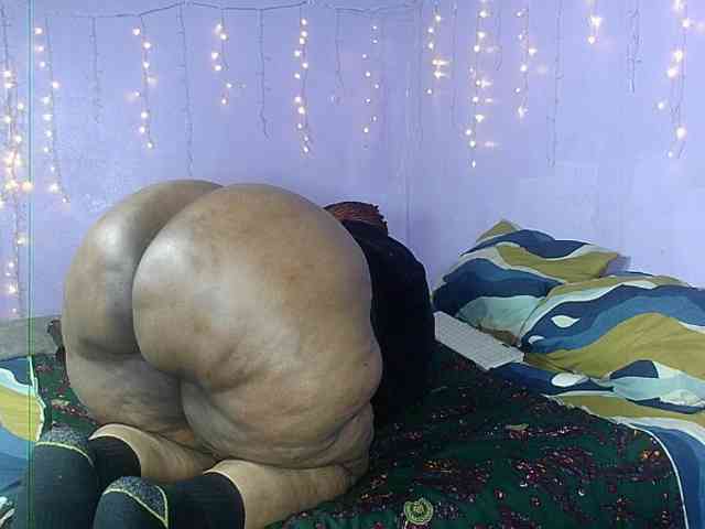 Big-Ass-Wilma webcam