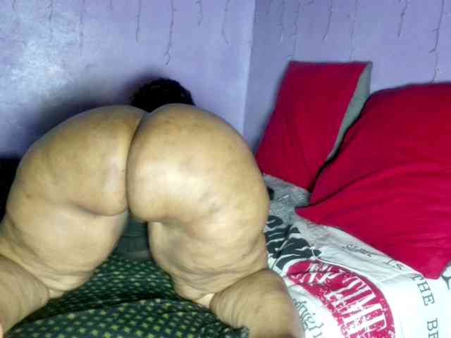 Big-Ass-Wilma webcam