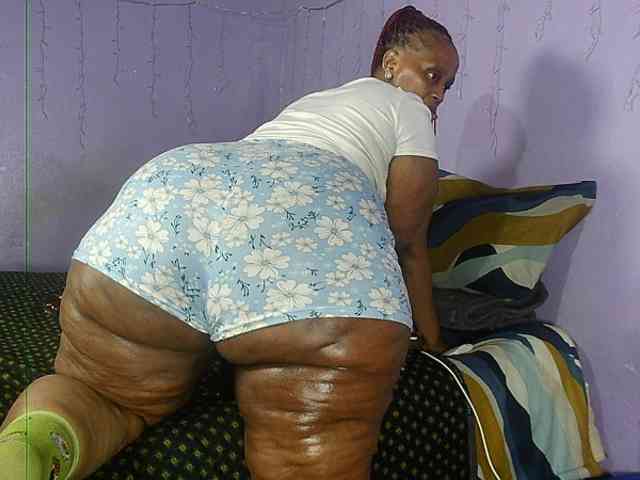 Big-Ass-Wilma webcam
