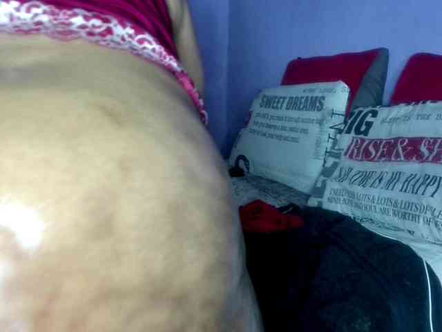 Big-Ass-Wilma webcam