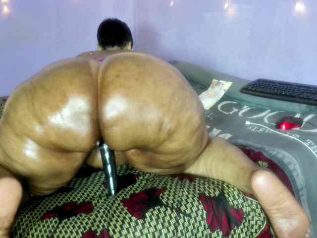 Big-Ass-Wilma webcam