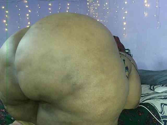 Big-Ass-Wilma webcam