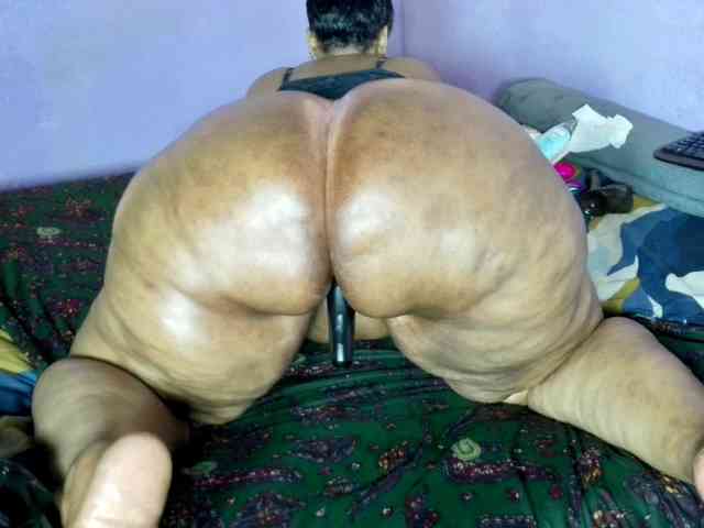 Big-Ass-Wilma webcam