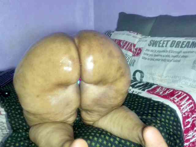 Big-Ass-Wilma webcam