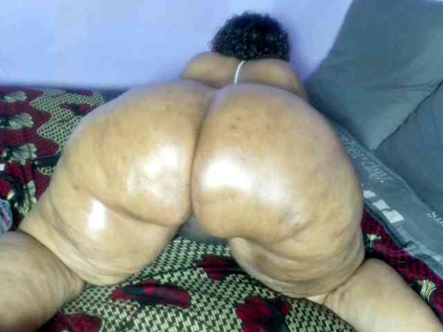 Big-Ass-Wilma webcam