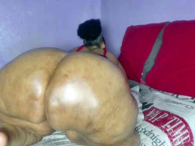 Big-Ass-Wilma webcam