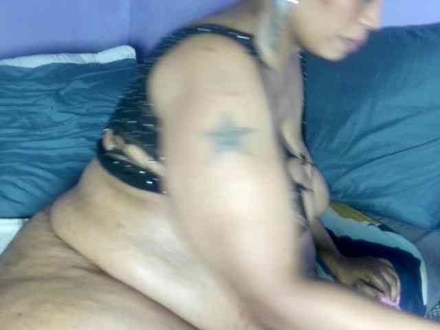 Big-Ass-Wilma webcam