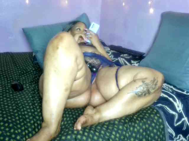 Big-Ass-Wilma webcam