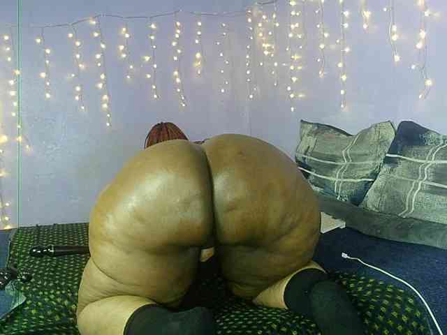 Big-Ass-Wilma webcam