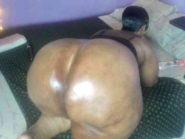 Big-Ass-Wilma webcam