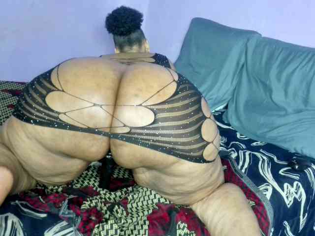 Big-Ass-Wilma webcam