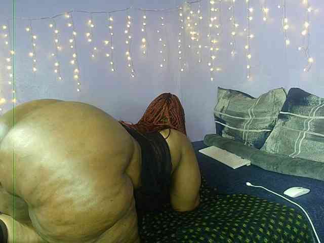 Big-Ass-Wilma webcam
