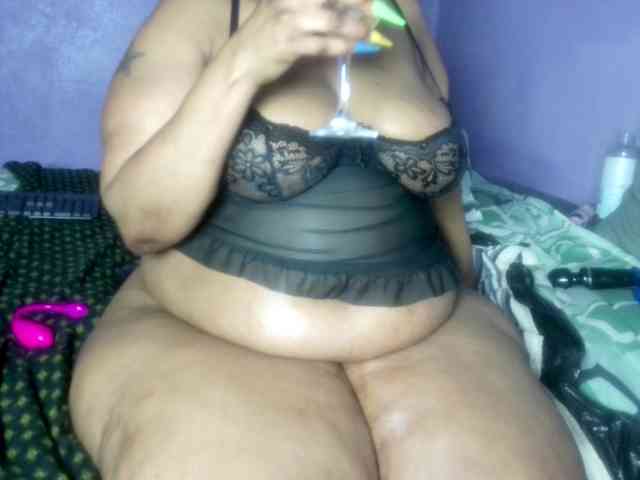 Big-Ass-Wilma webcam