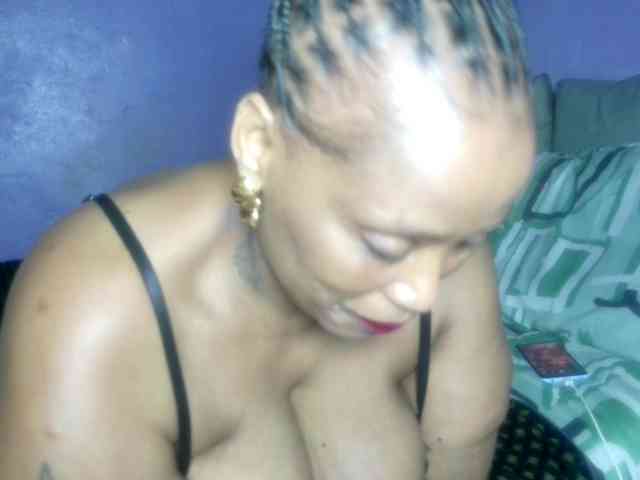 Big-Ass-Wilma webcam