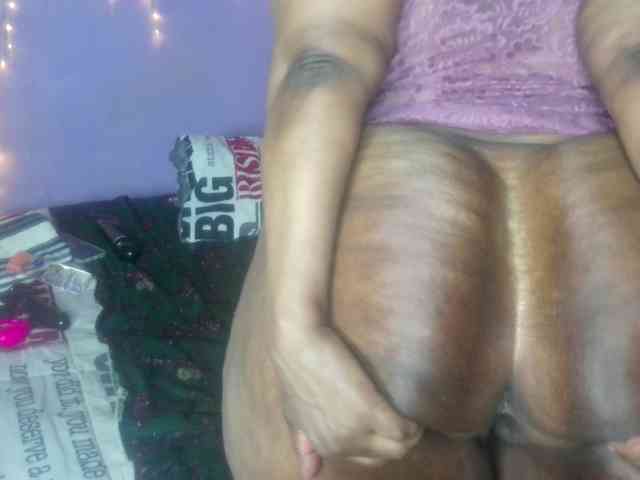 Big-Ass-Wilma webcam