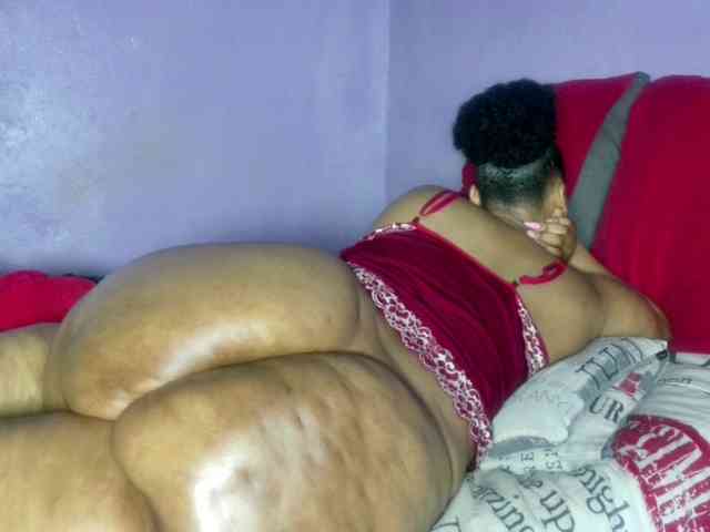 Big-Ass-Wilma webcam