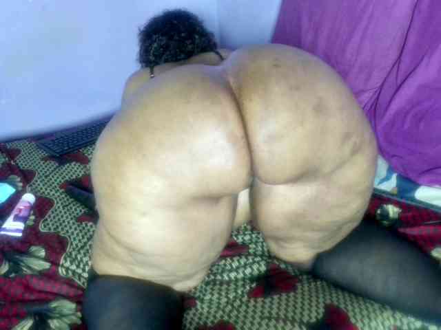 Big-Ass-Wilma webcam