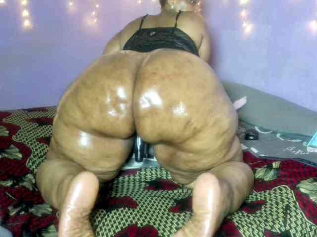 Big-Ass-Wilma webcam