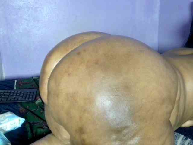 Big-Ass-Wilma webcam