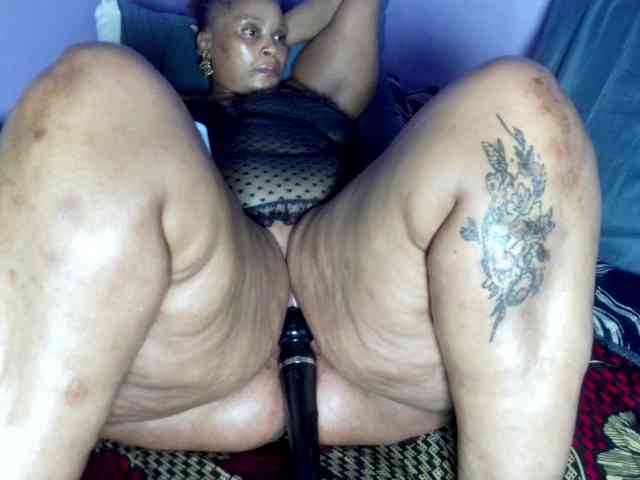 Big-Ass-Wilma webcam