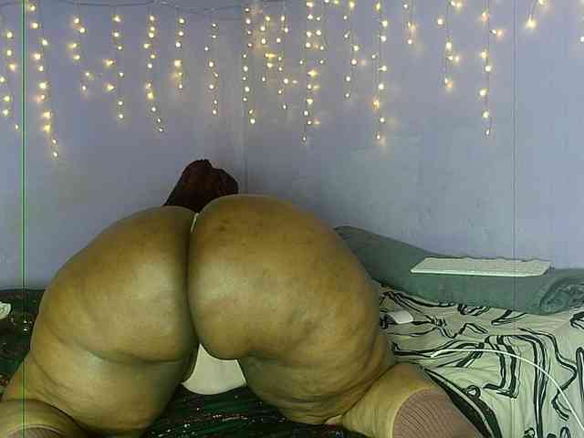 Big-Ass-Wilma webcam