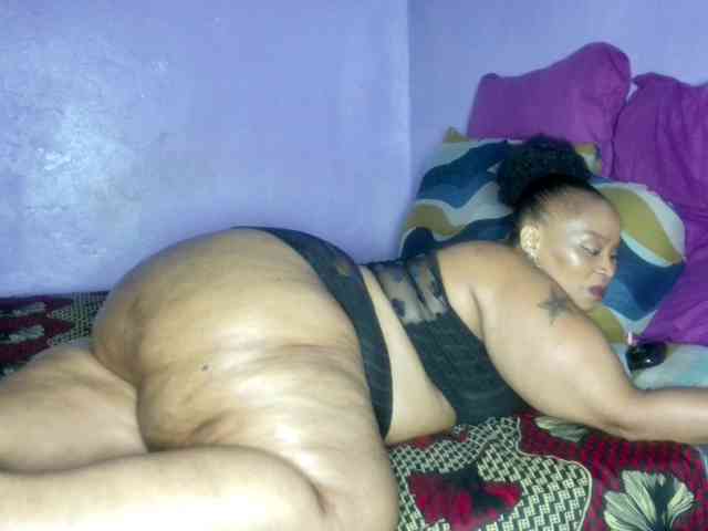 Big-Ass-Wilma webcam