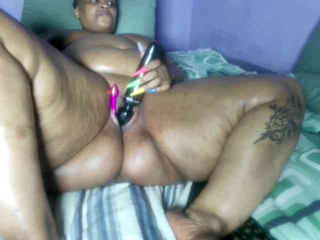 Big-Ass-Wilma webcam