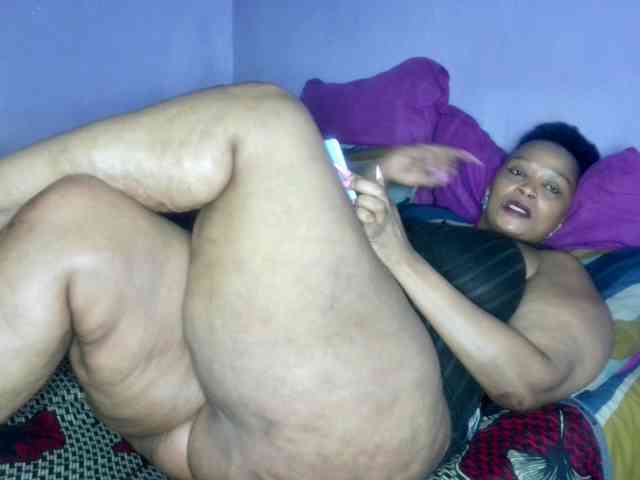 Big-Ass-Wilma webcam