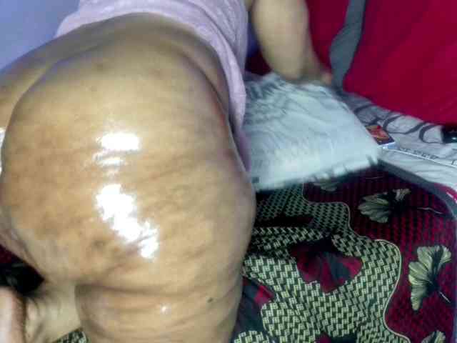 Big-Ass-Wilma webcam