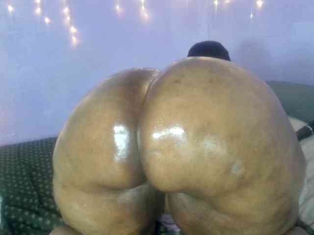 Big-Ass-Wilma webcam