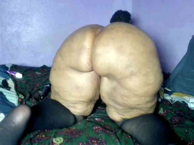 Big-Ass-Wilma webcam