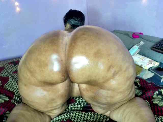 Big-Ass-Wilma webcam