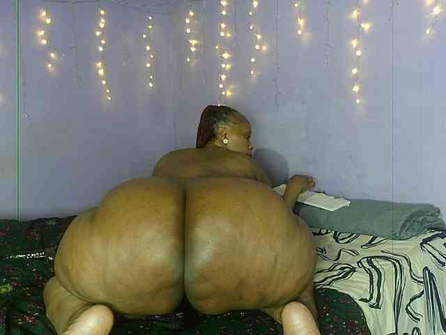 Big-Ass-Wilma webcam