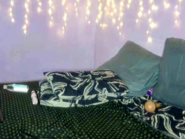 Big-Ass-Wilma webcam