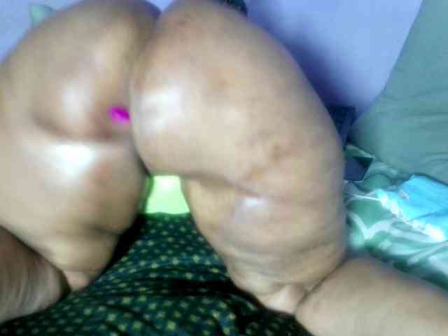 Big-Ass-Wilma webcam