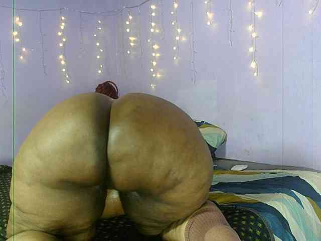 Big-Ass-Wilma webcam
