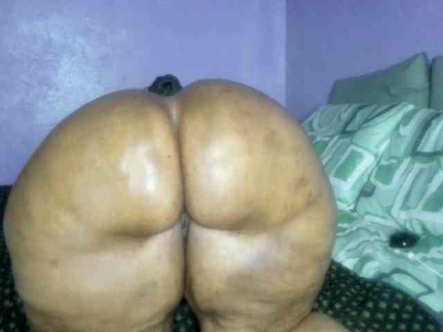 Big-Ass-Wilma webcam