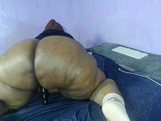 Big-Ass-Wilma webcam