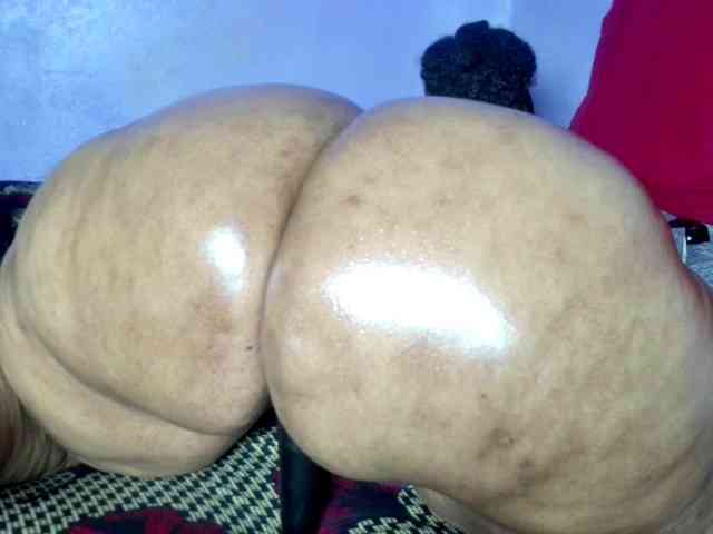 Big-Ass-Wilma webcam