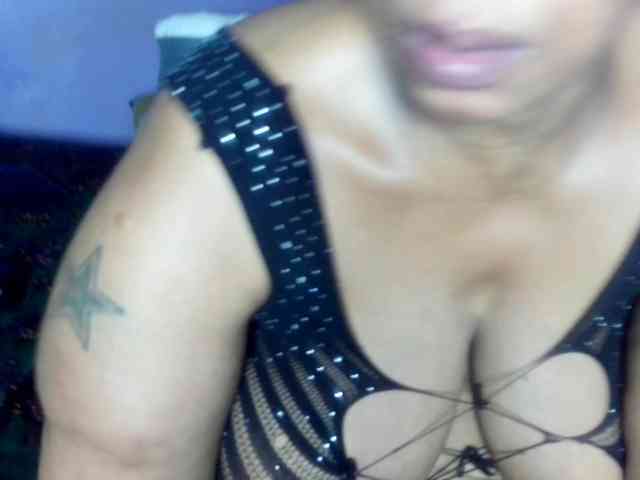 Big-Ass-Wilma webcam