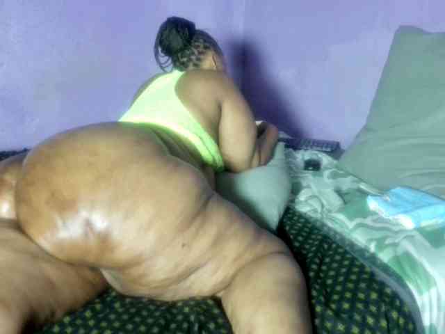 Big-Ass-Wilma webcam