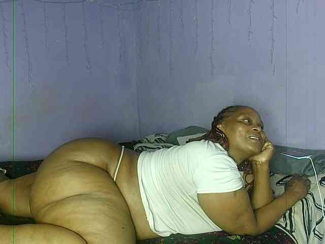 Big-Ass-Wilma webcam