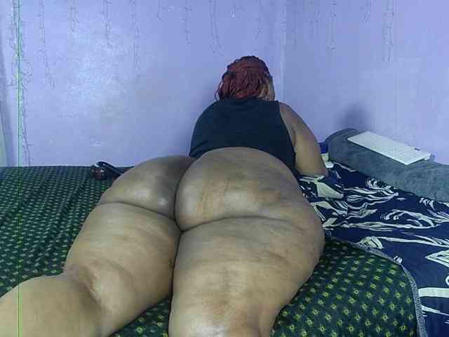 Big-Ass-Wilma webcam