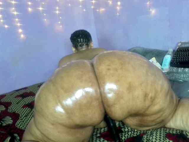 Big-Ass-Wilma webcam