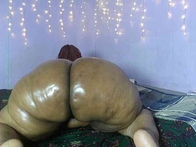 Big-Ass-Wilma webcam